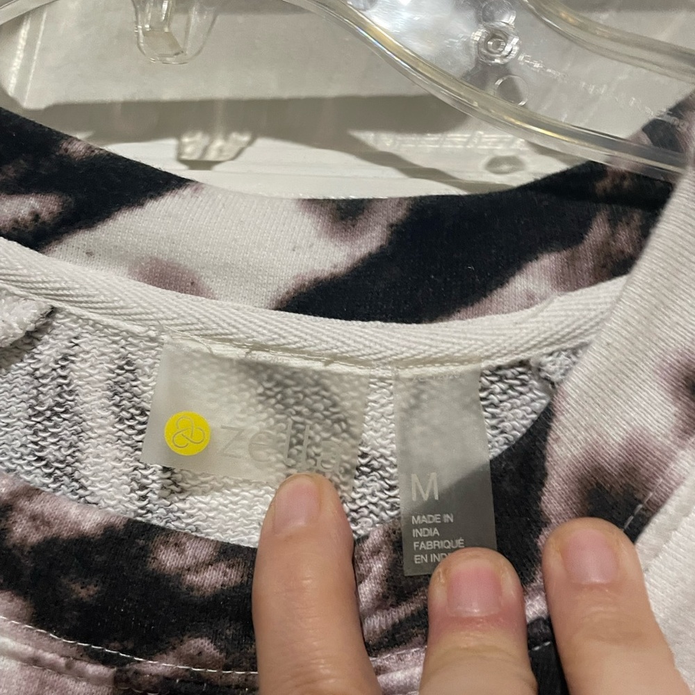 Zella Jamie Ink Print Tie Dye Sweatshirt - Picture 4 of 4